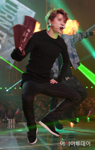 2015110701000613900040541